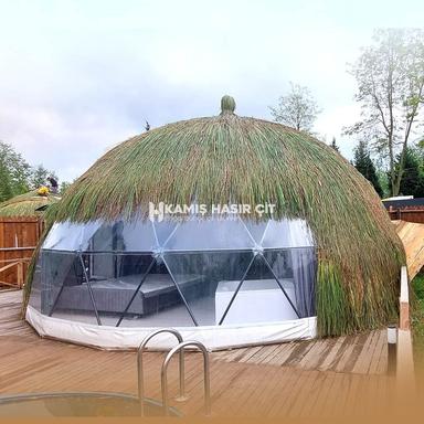 Hasır Dekorasyon Otel Dekorasyonu: Saz Çatı, Hasır Şemsiye, Bambu Çit ve Kargı Çatılarla Doğal ve Şık Mekanlar